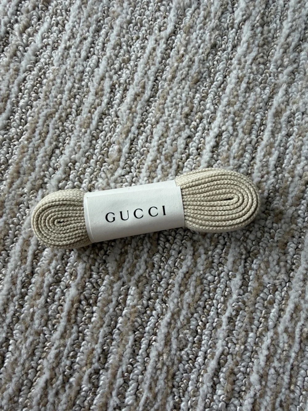 Gucci beige shoe laces